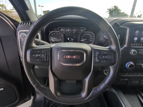 Used 2020 GMC Sierra 1500 AT4 w/ AT4 Preferred Package AWD/4WD image 13