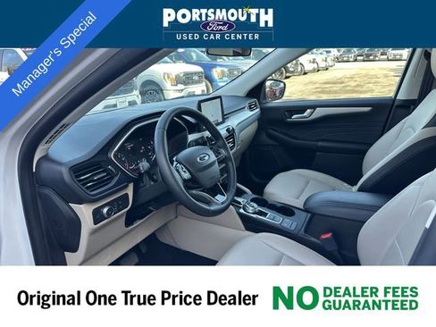 Certified 2022 Ford Escape SEL image 3