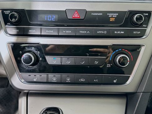 Used 2016 Hyundai Sonata Sport w/ Option Group 1V image 20