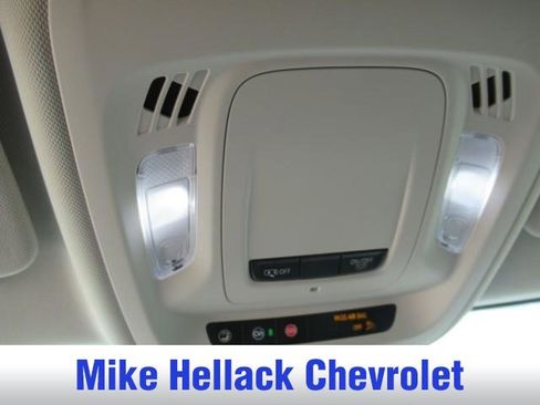 Used 2025 Buick Envision Preferred AWD/4WD image 14