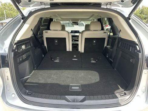 Used 2024 MAZDA CX-90 Plug-In Hybrid w/ Premium Pkg AWD/4WD image 17