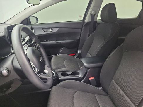 Used 2021 Kia Forte LXS FWD image 17