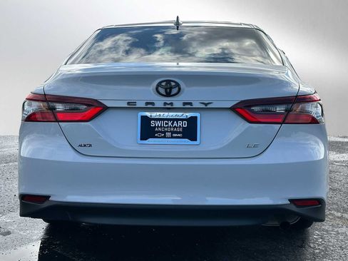 Used 2024 Toyota Camry LE image 6