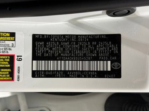 Certified 2025 Toyota Camry LE image 28