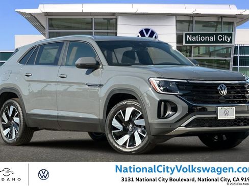 New 2026 Volkswagen Atlas Cross Sport SE image 1