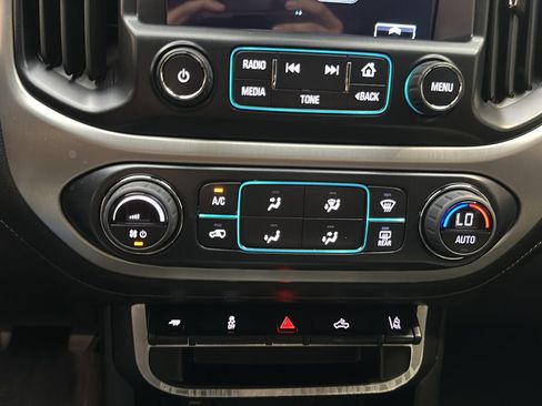 Used 2018 GMC Canyon SLE AWD/4WD image 29
