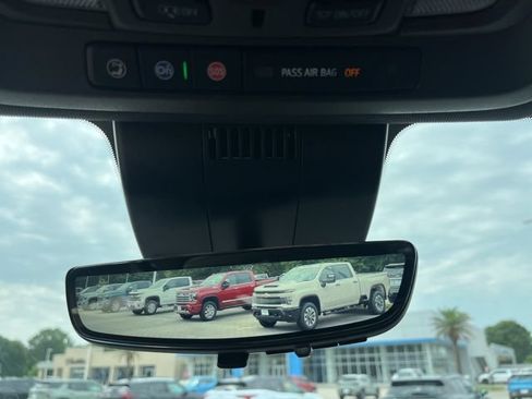 Used 2024 GMC Sierra 1500 Denali AWD/4WD image 38