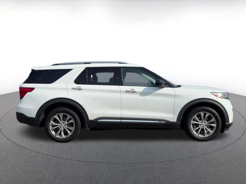 Used 2023 Ford Explorer Limited AWD/4WD image 15