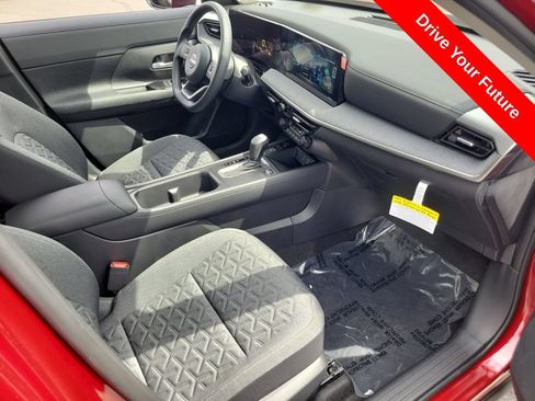 Used 2026 Nissan Kicks SV w/ SV Premium Package FWD image 20