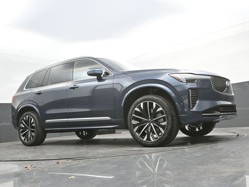 New 2026 Volvo XC90 B5 Ultra image 22
