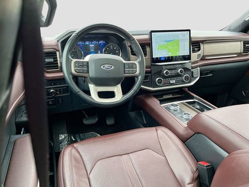 Used 2022 Ford Expedition Max Limited AWD/4WD image 24