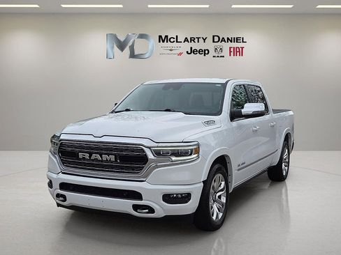 Used 2023 RAM 1500 Limited AWD/4WD image 2