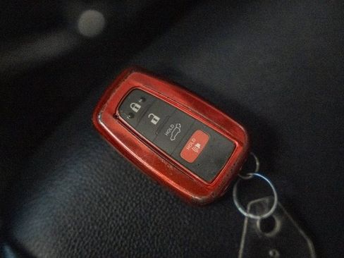 Used 2022 Toyota Highlander XSE image 45