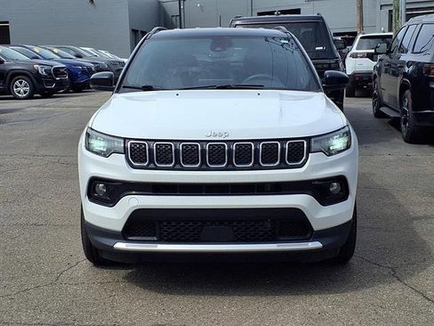 Certified 2024 Jeep Compass Limited AWD/4WD image 6