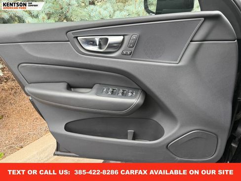 Used 2025 Volvo XC60 B5 Plus image 20