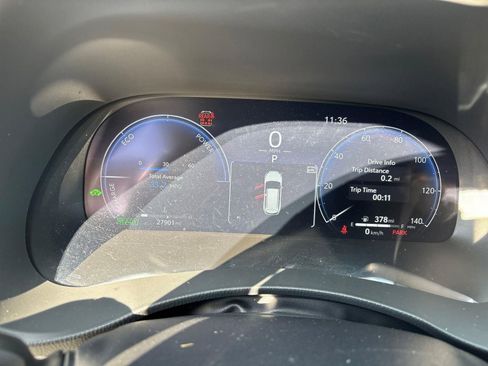 Used 2023 Toyota Highlander Platinum image 16