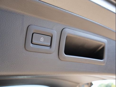 New 2025 MAZDA CX-50 AWD 2.5 S w/ Select Package image 17