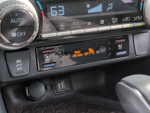 Certified 2023 Toyota RAV4 Limited w/ Limited Grade Weather Package AWD/4WD image 15