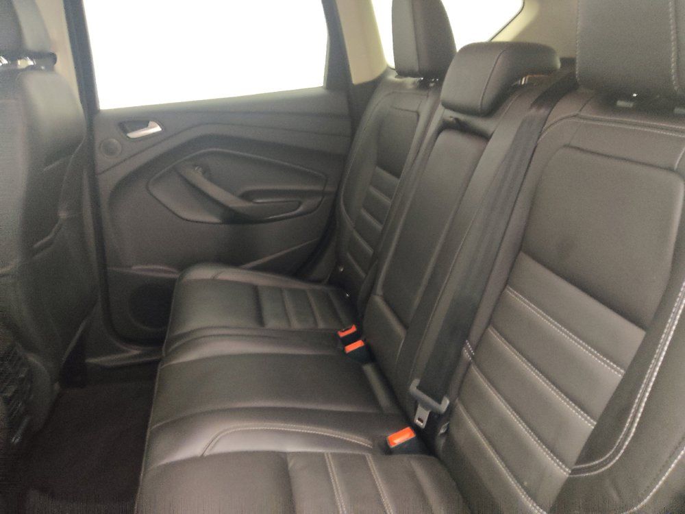 Used 2017 Ford Escape SE w/ SE Leather Comfort Package AWD/4WD image 18