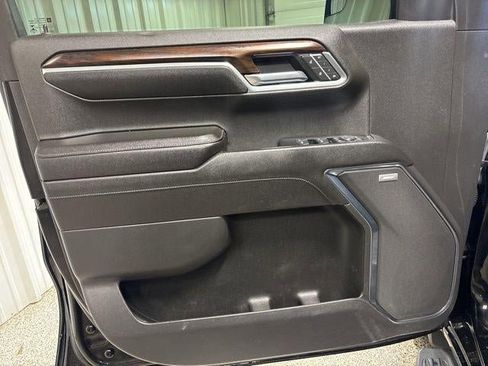 Used 2022 GMC Sierra 1500 SLT image 12