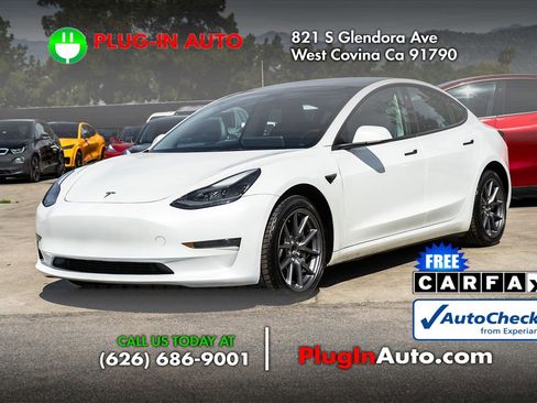 Used 2023 Tesla Model 3 Standard Range image 1