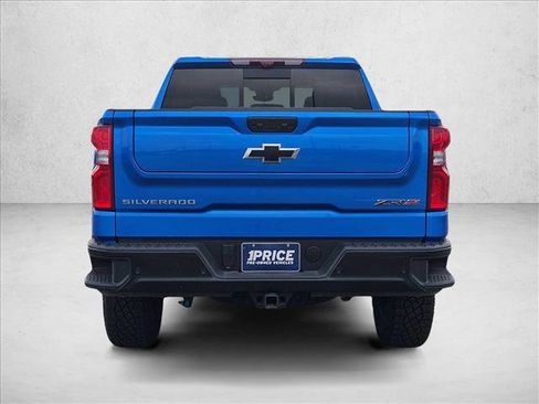 Used 2025 Chevrolet Silverado 1500 ZR2 w/ Technology Package AWD/4WD image 6