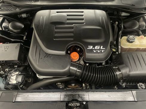 Used 2018 Dodge Challenger SXT w/ Blacktop Package RWD image 21