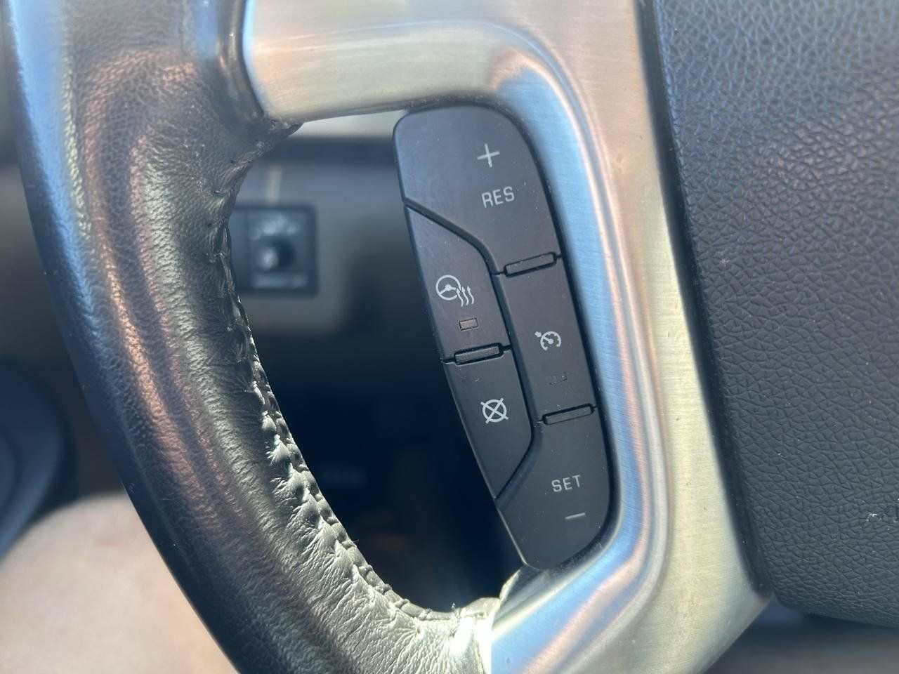 Used 2017 GMC Acadia Limited SLT AWD/4WD image 19