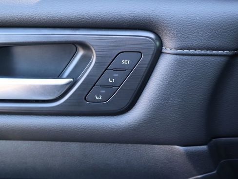 New 2025 Nissan Armada Platinum Reserve image 20