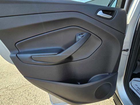 Used 2019 Ford Escape SE AWD/4WD image 12