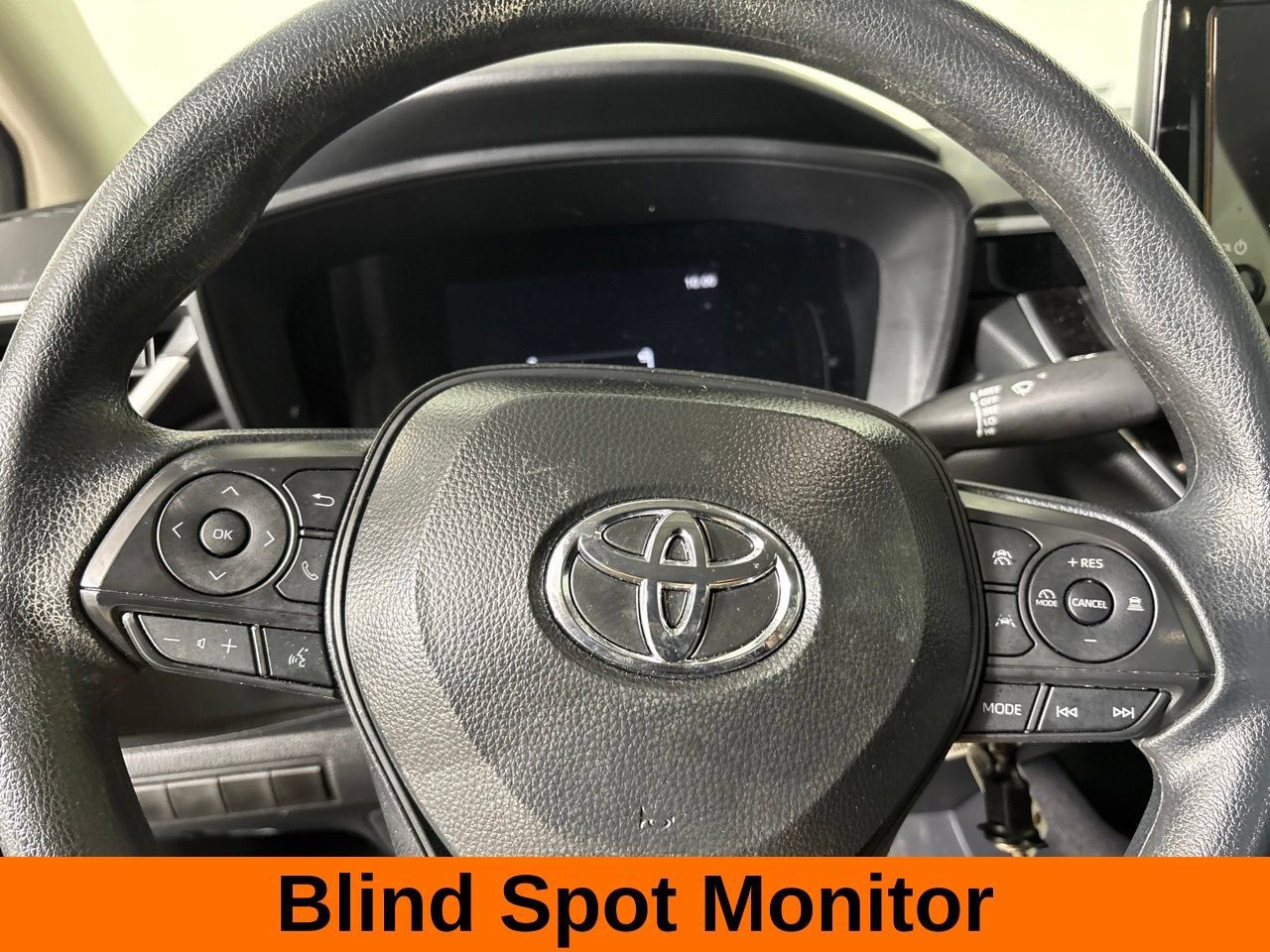 Used 2026 Toyota Corolla LE FWD image 14