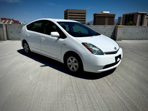 Used 2007 Toyota Prius FWD image 3