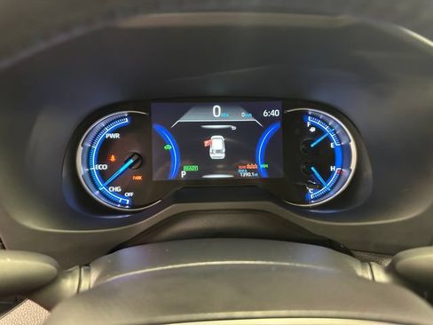 Certified 2023 Toyota RAV4 XLE w/ XLE Grade Weather Package AWD/4WD image 19