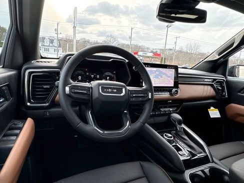 New 2026 GMC Canyon AT4 w/ Technology Plus Package image 17