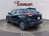 Used 2022 Nissan Kicks SV image 3