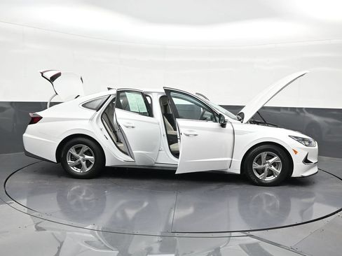 Used 2022 Hyundai Sonata SE w/ Preferred Accessory Package FWD image 33
