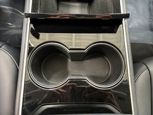 Used 2018 Tesla Model 3 Mid Range image 42