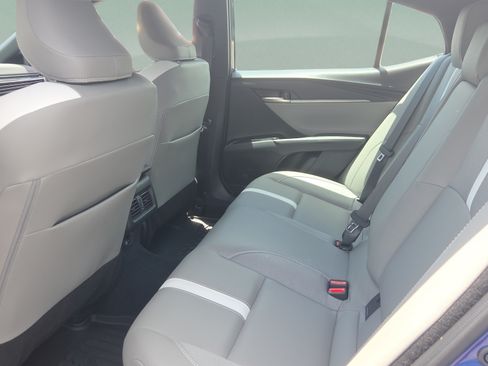 Used 2026 Toyota Camry SE FWD image 22