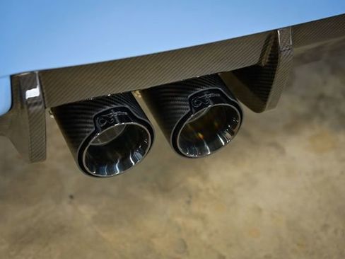 Used 2024 BMW M2 w/ Carbon Package image 10