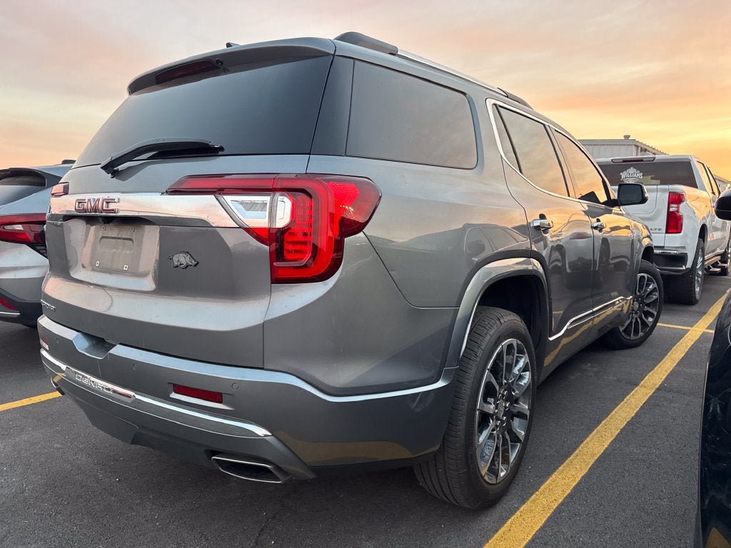 Used 2020 GMC Acadia Denali w/ LPO, Floor Liner Package FWD image 3