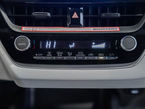 New 2026 Toyota Corolla SE image 21