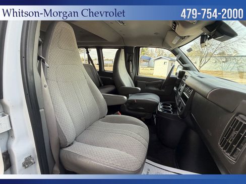 Used 2020 Chevrolet Express 3500 LT w/ LT Preferred Equipment Group image 25