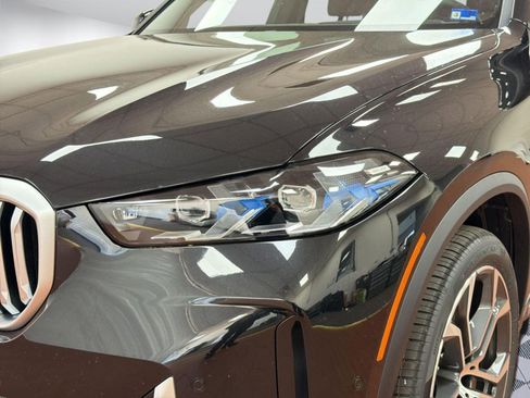 New 2026 BMW X5 xDrive40i w/ Climate Comfort Package AWD/4WD image 11