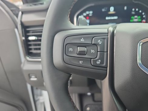 Used 2025 GMC Sierra 1500 AT4 w/ AT4 Premium Package image 16