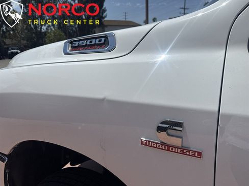 Used 2024 RAM 3500 Tradesman w/ Towing Technology Group AWD/4WD image 15