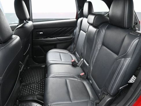 Used 2021 Mitsubishi Outlander SEL image 28