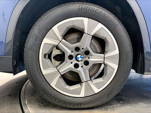 Used 2025 BMW X1 xDrive28i w/ Premium Package AWD/4WD image 8