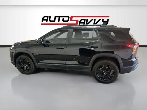 Used 2025 Chevrolet Equinox LT w/ Safety and Technology Package FWD image 4