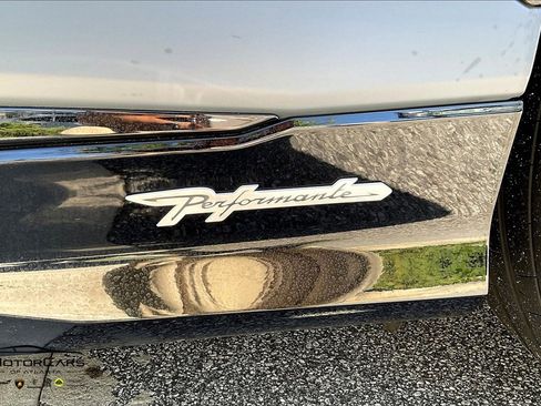 Used 2024 Lamborghini Urus Performante image 14