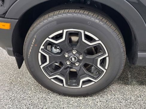 New 2025 Ford Bronco Sport Outer Banks w/ Outer Banks Tech Package+ AWD/4WD image 9